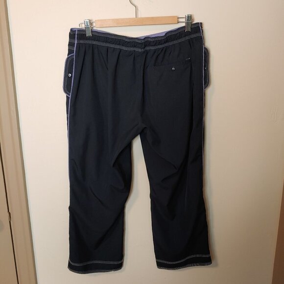 Nike Capri Studio Pant Zumba Activewear Crop Snap Flap Pockets Large - Picture 2 of 5
